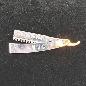 Vtg 1930 Weck Co N.Y. Straight Razor Advertisement Pin 2"